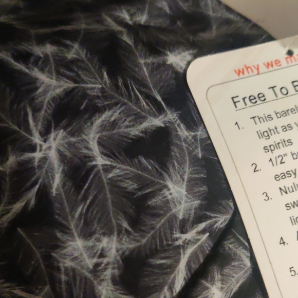 Lululemon Free To Be Zen Bra Size 8 Nwt - Picture 8 of 10